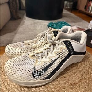 Metcon 5 men’s size 10